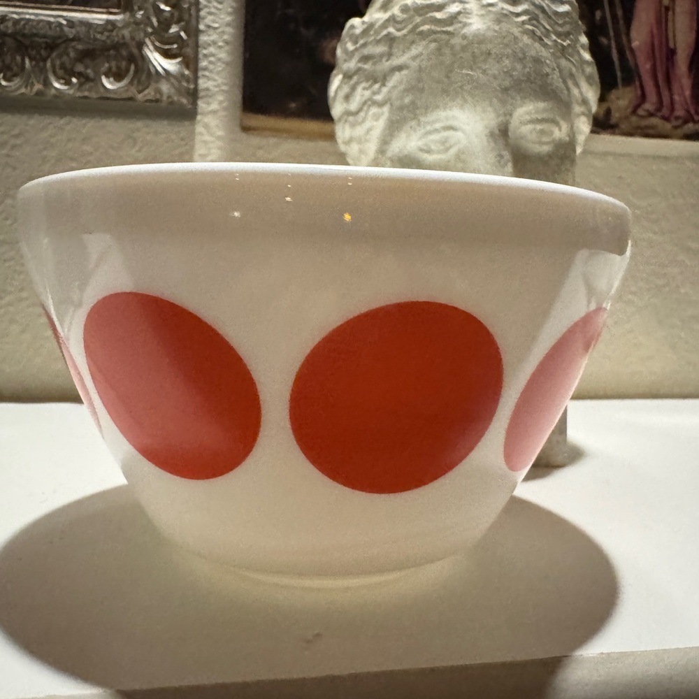 Vintage Charm Inspired By Pyrex Spot On Bowl Red Polka Dot - Picture 7 of 8